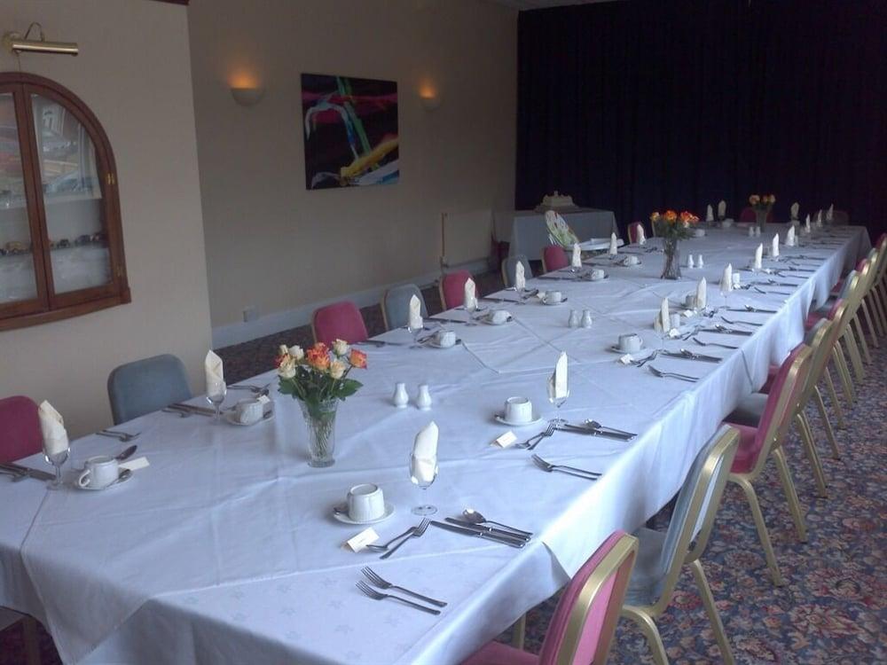 The Dodington Lodge Hotel وايت شيرش المظهر الخارجي الصورة