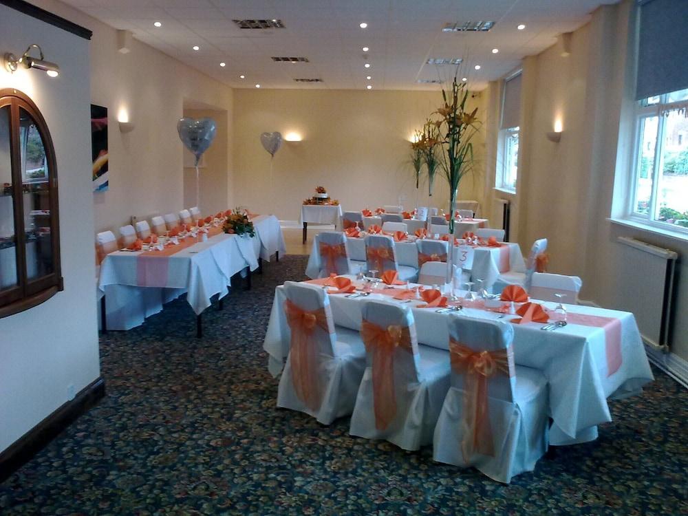 The Dodington Lodge Hotel وايت شيرش المظهر الخارجي الصورة