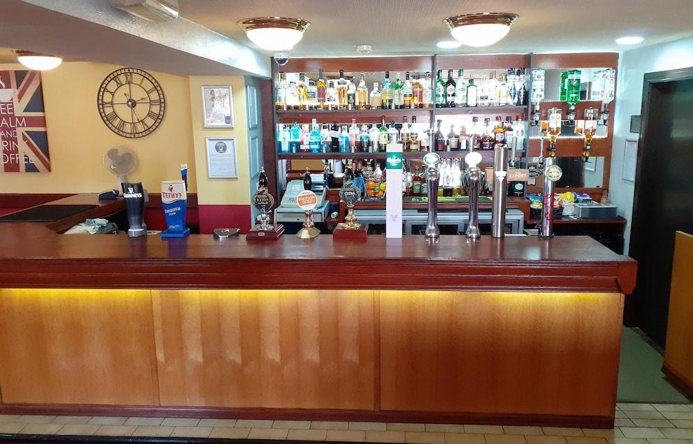 The Dodington Lodge Hotel وايت شيرش المظهر الخارجي الصورة
